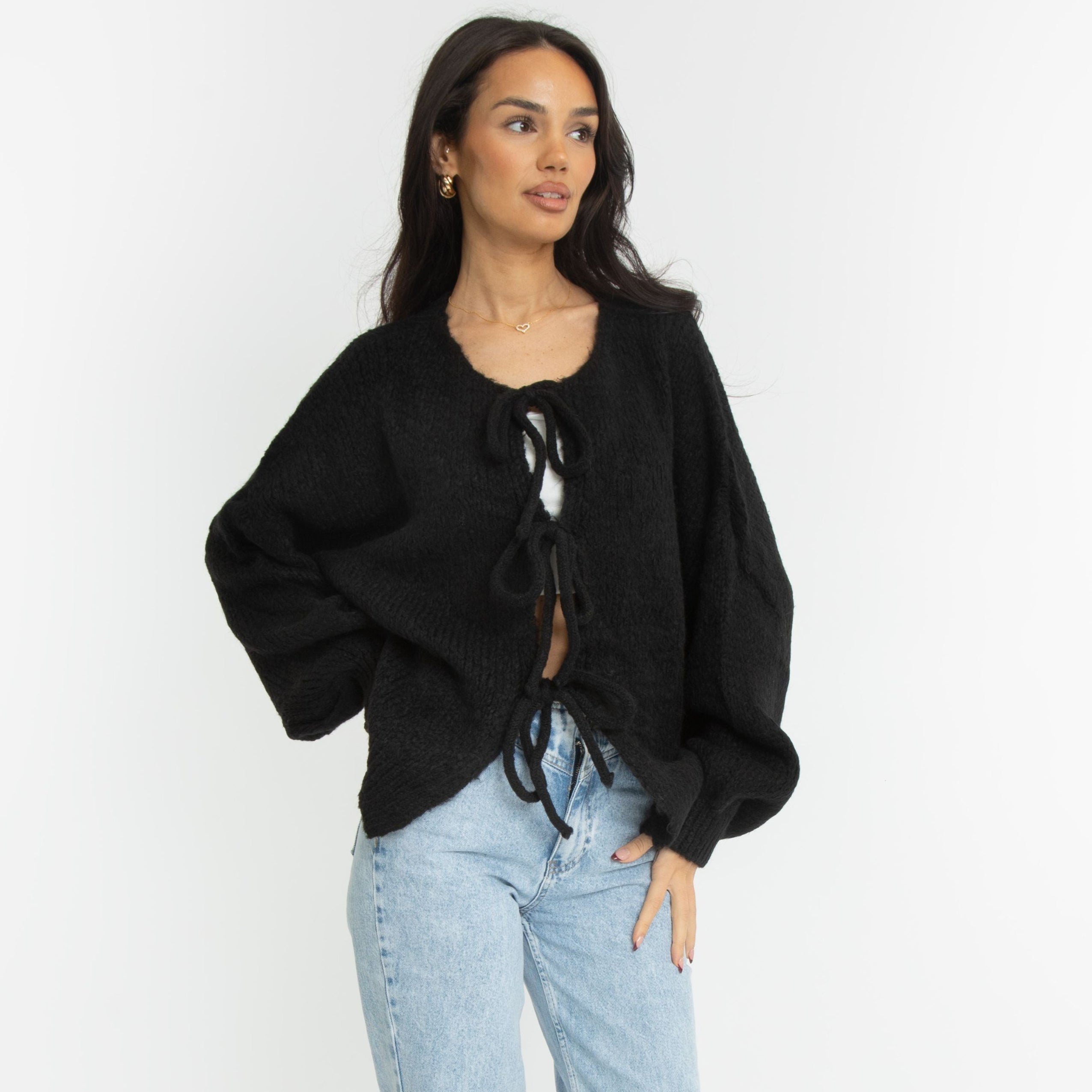 Cardigan oversize avec des nœuds