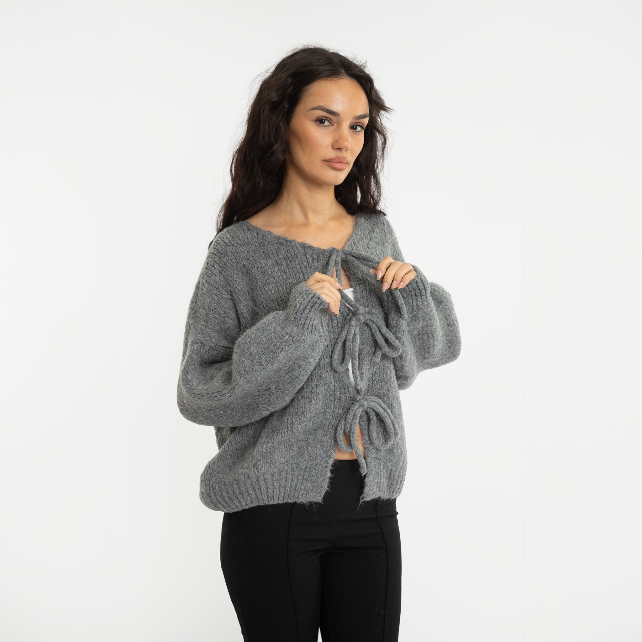Cardigan oversize avec des nœuds