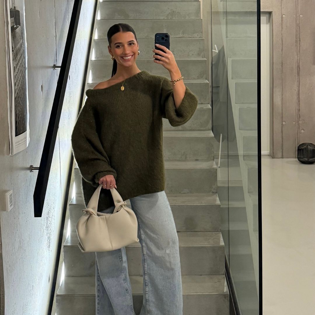 Pull à épaules dénudées ultra-doux en maille