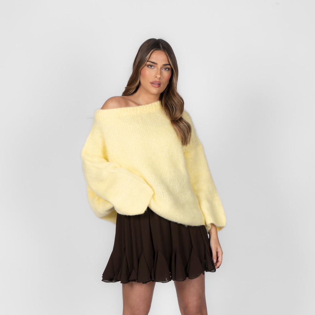 Pull à épaules dénudées ultra-doux en maille