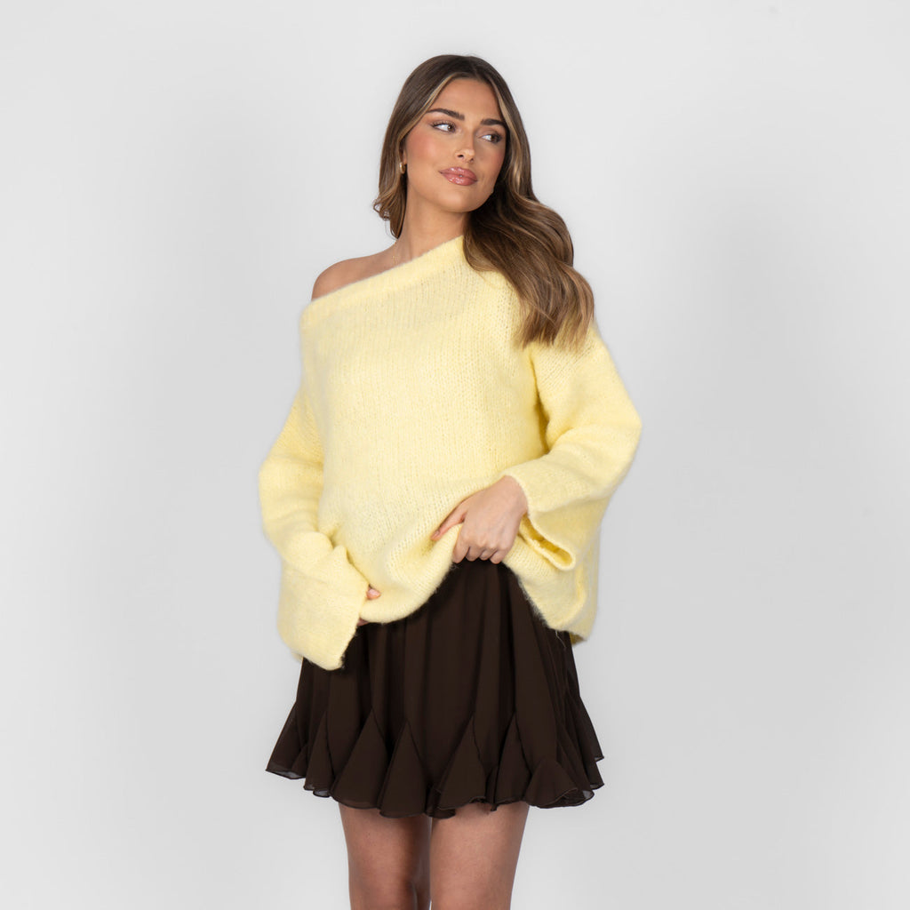Pull à épaules dénudées ultra-doux en maille