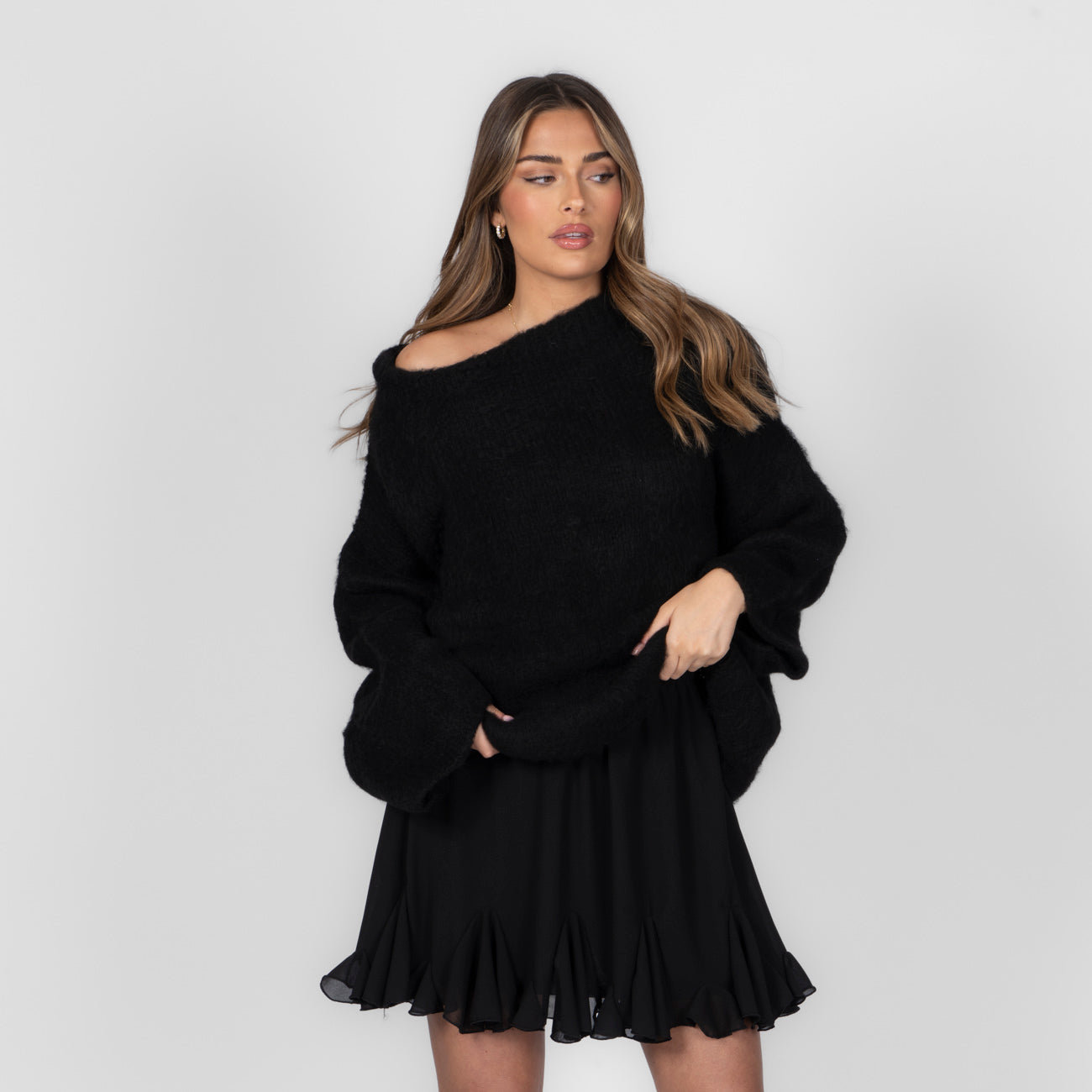 Pull à épaules dénudées ultra-doux en maille