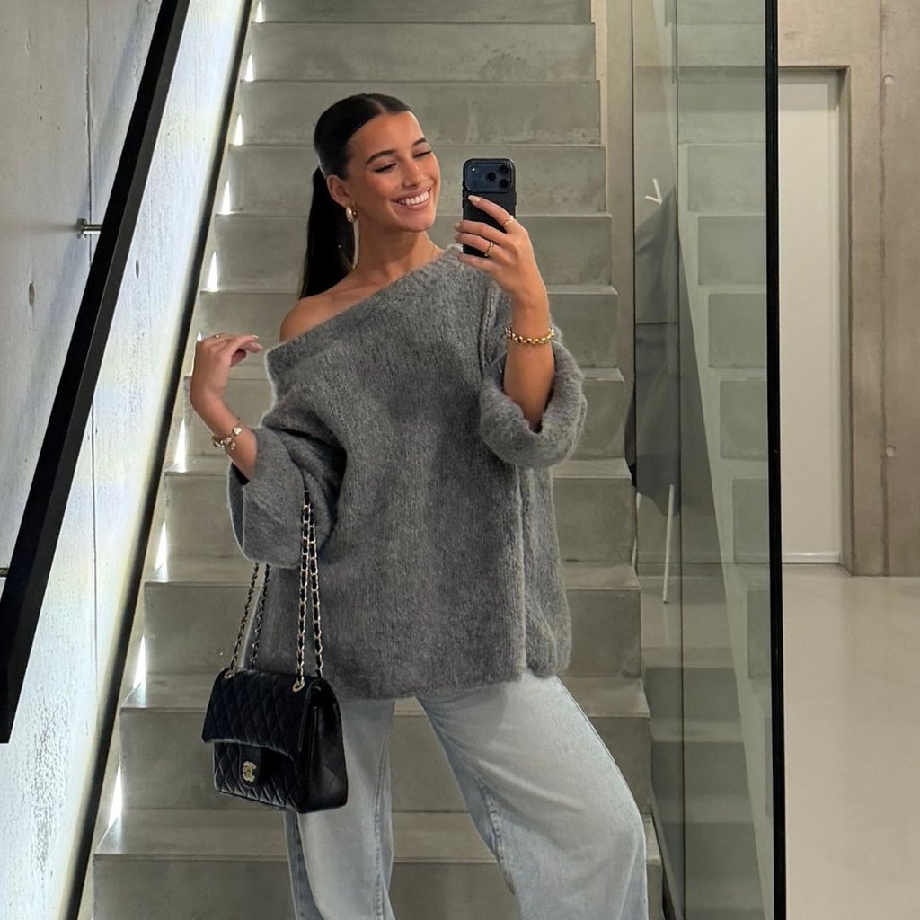 Pull à épaules dénudées ultra-doux en maille