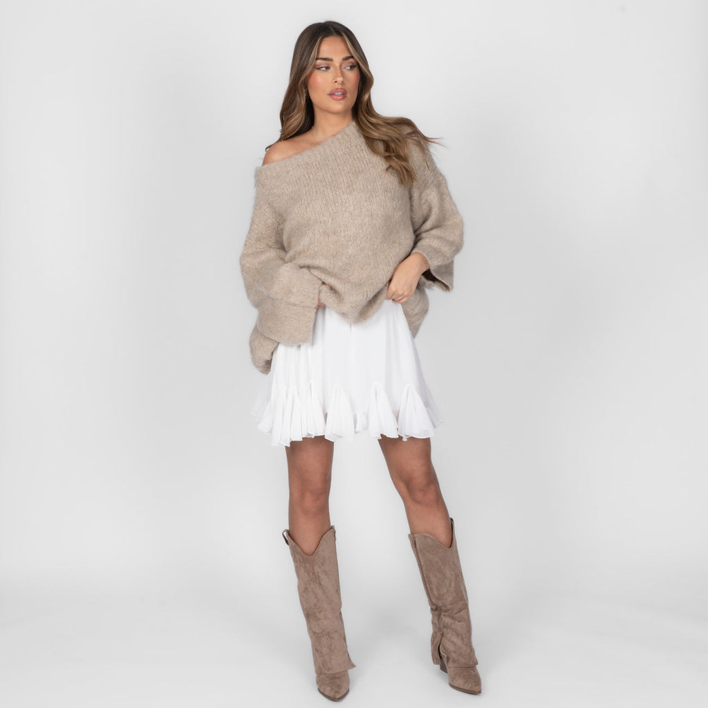 Pull à épaules dénudées ultra-doux en maille