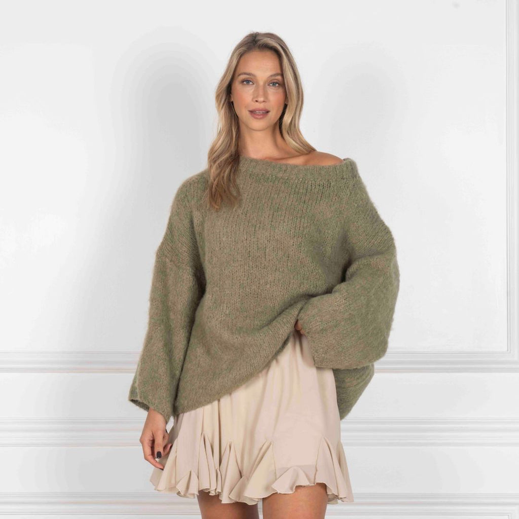 Pull à épaules dénudées ultra-doux en maille
