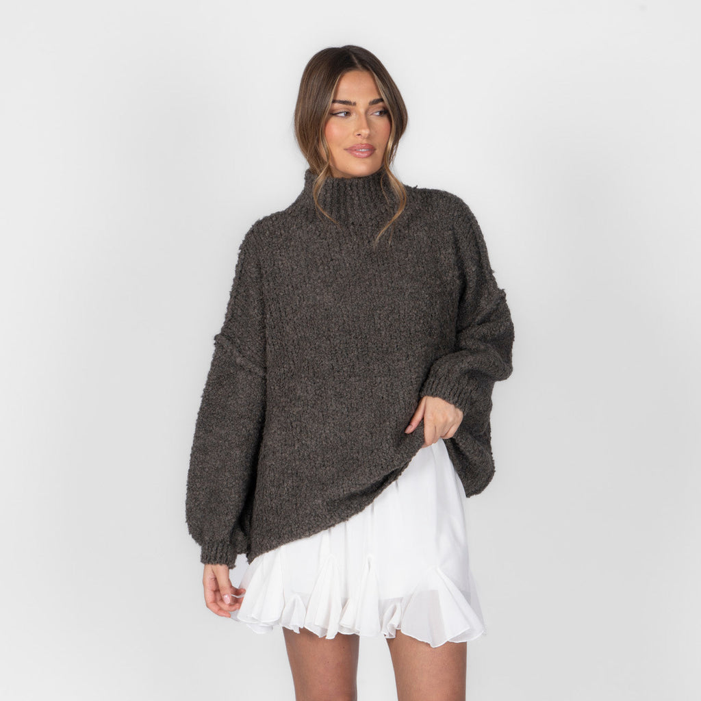 Pull oversize en bouclé «CasualCozy»