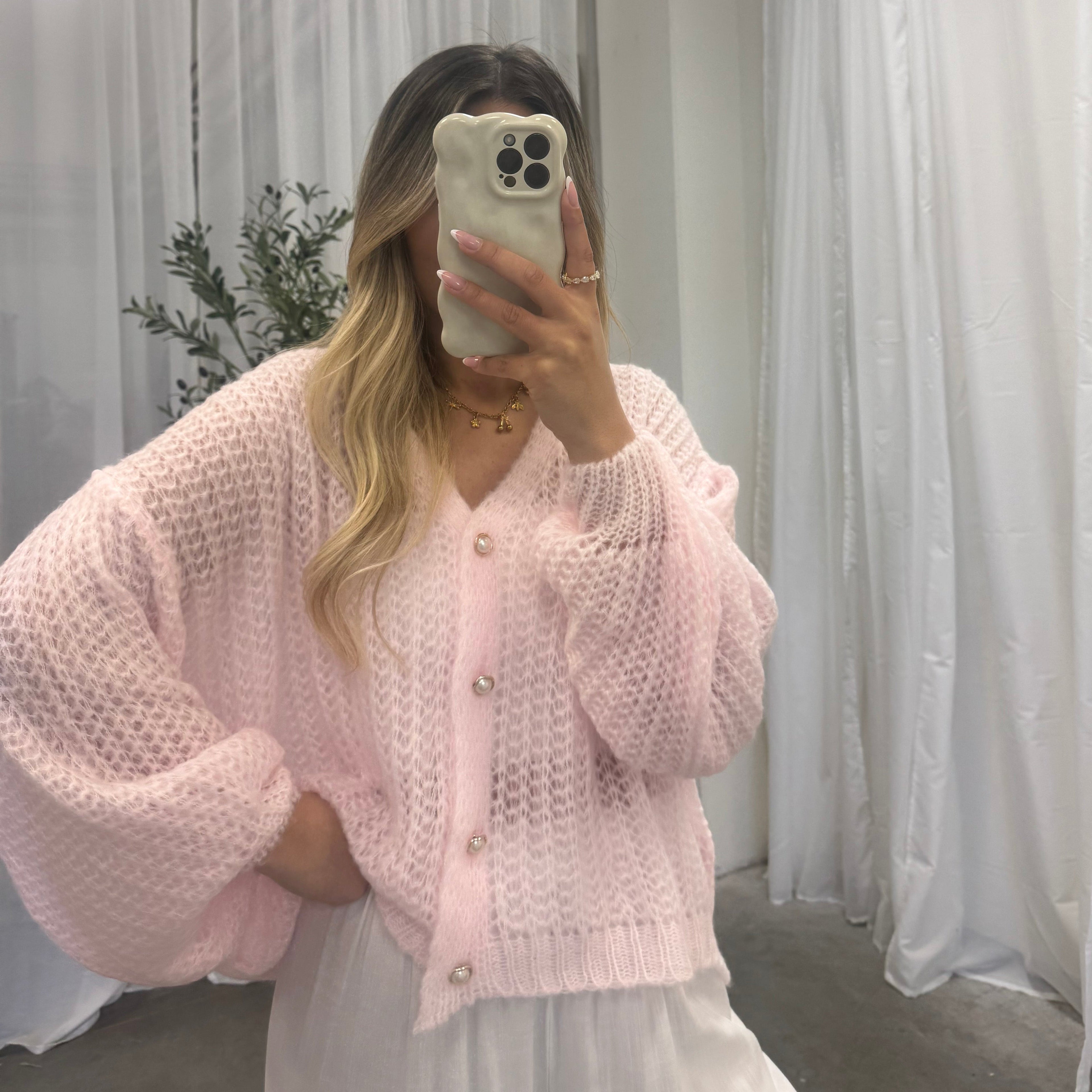 Cardigan en maille ajourée fine