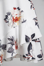 Robe d’Été Femme – Imprimé Floral, Décolleté en V, Bretelles Fines Ajustables & Volants Élégants
