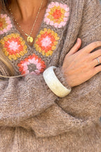 Bracelet jonc en résine marbré beige