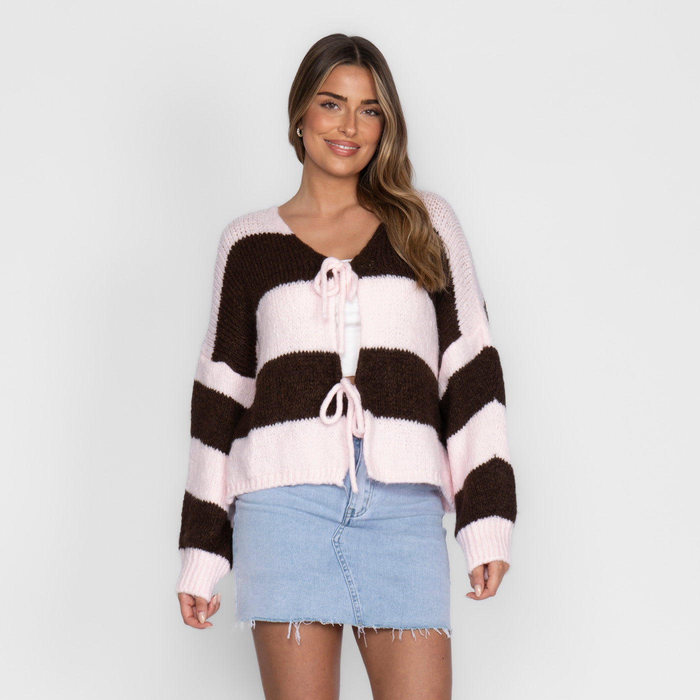 Cardigan à rayures, col en V et nœuds
