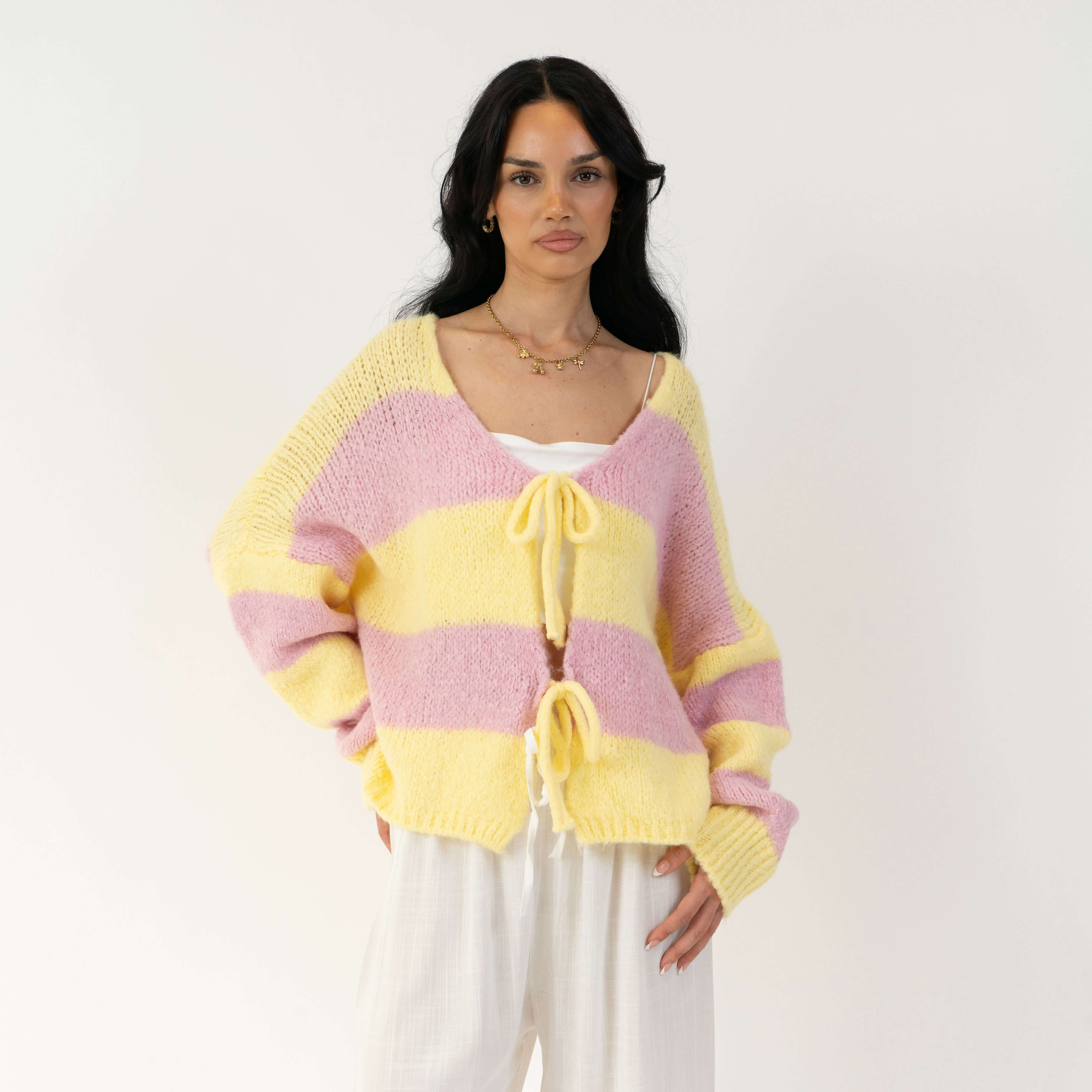 Cardigan à rayures, col en V et nœuds