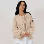 Cardigan oversize avec des nœuds