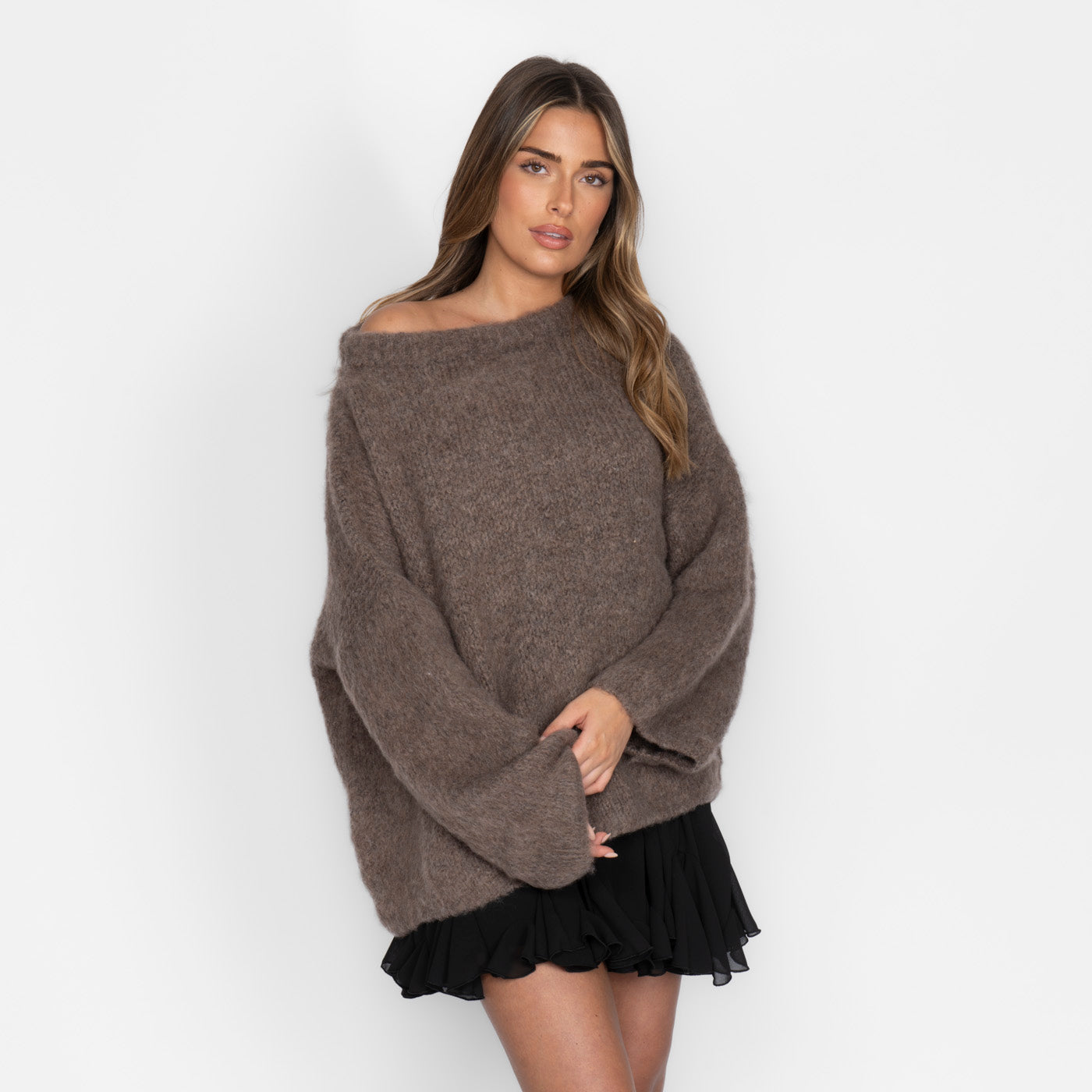 Pull à épaules dénudées ultra-doux en maille