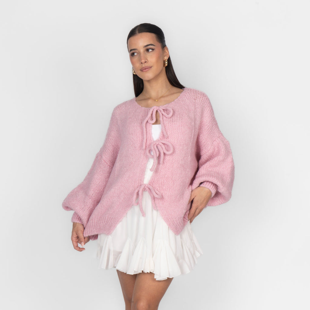 Cardigan oversize avec des nœuds