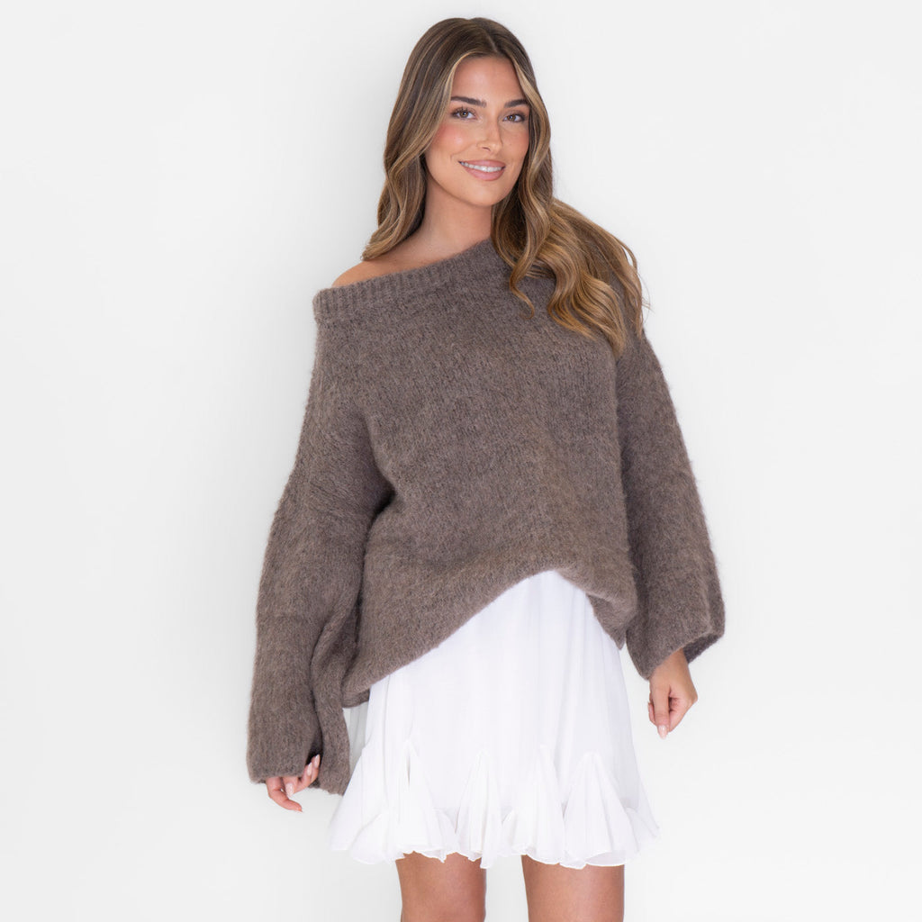 Pull à épaules dénudées ultra-doux en maille