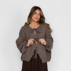 Cardigan oversize avec des nœuds
