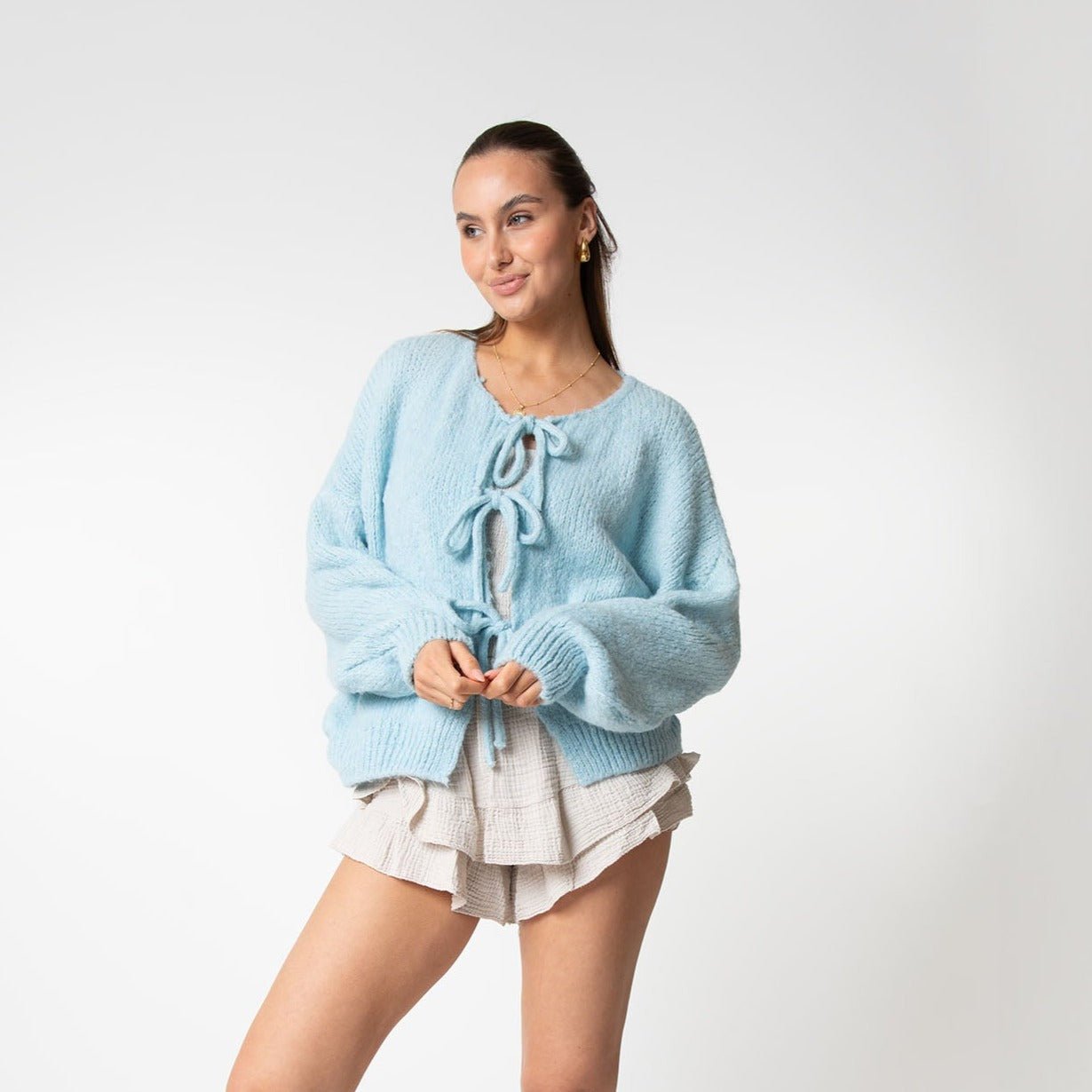 Cardigan oversize avec des nœuds